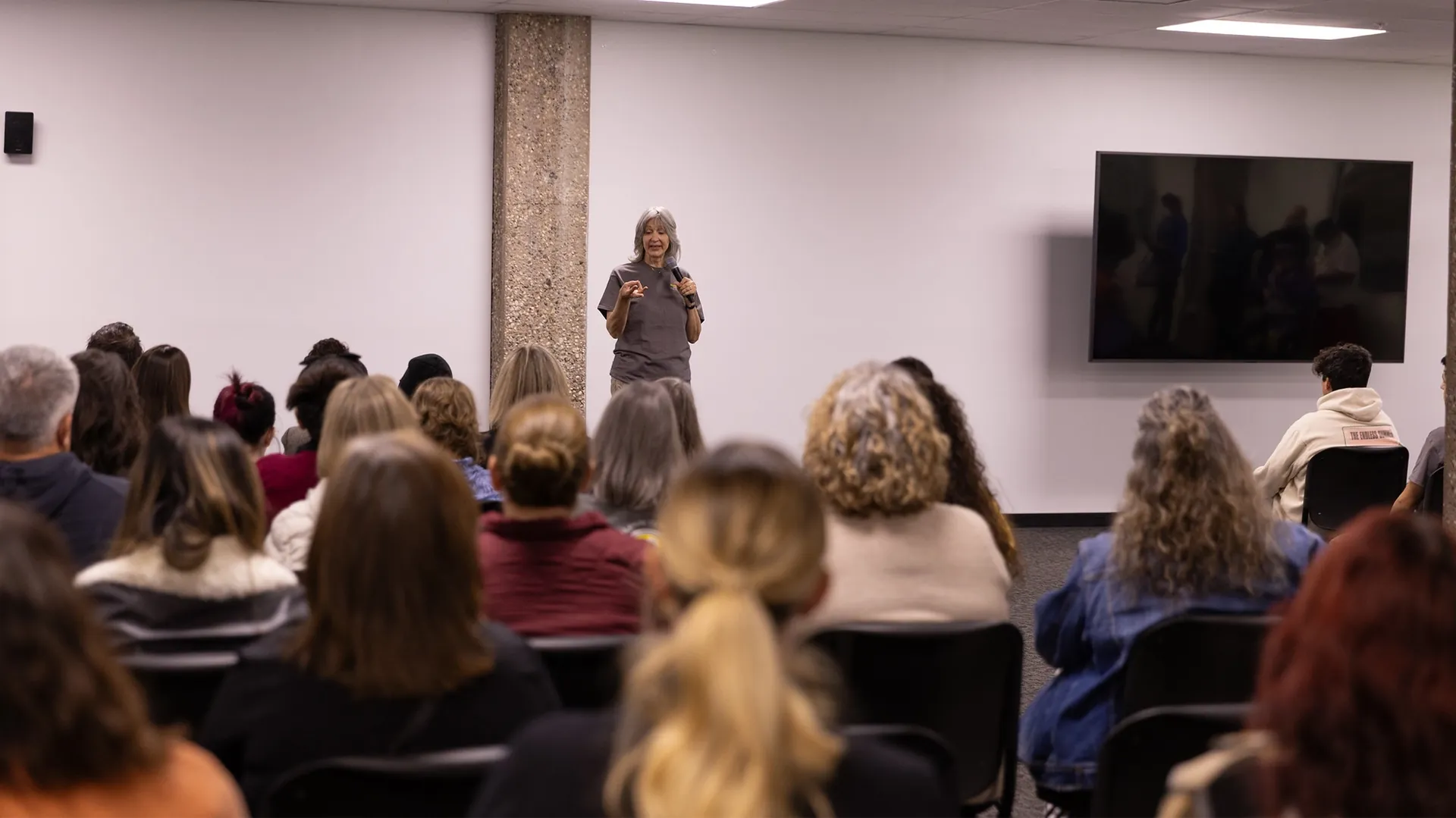 Butte College professor lectures to class
