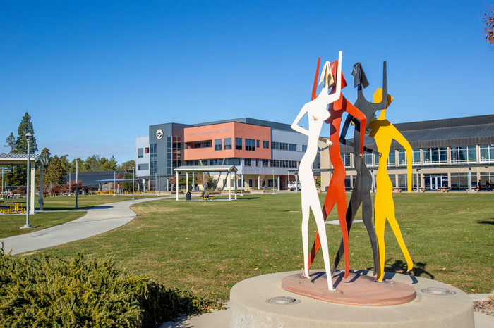 butte-campus-sculpture