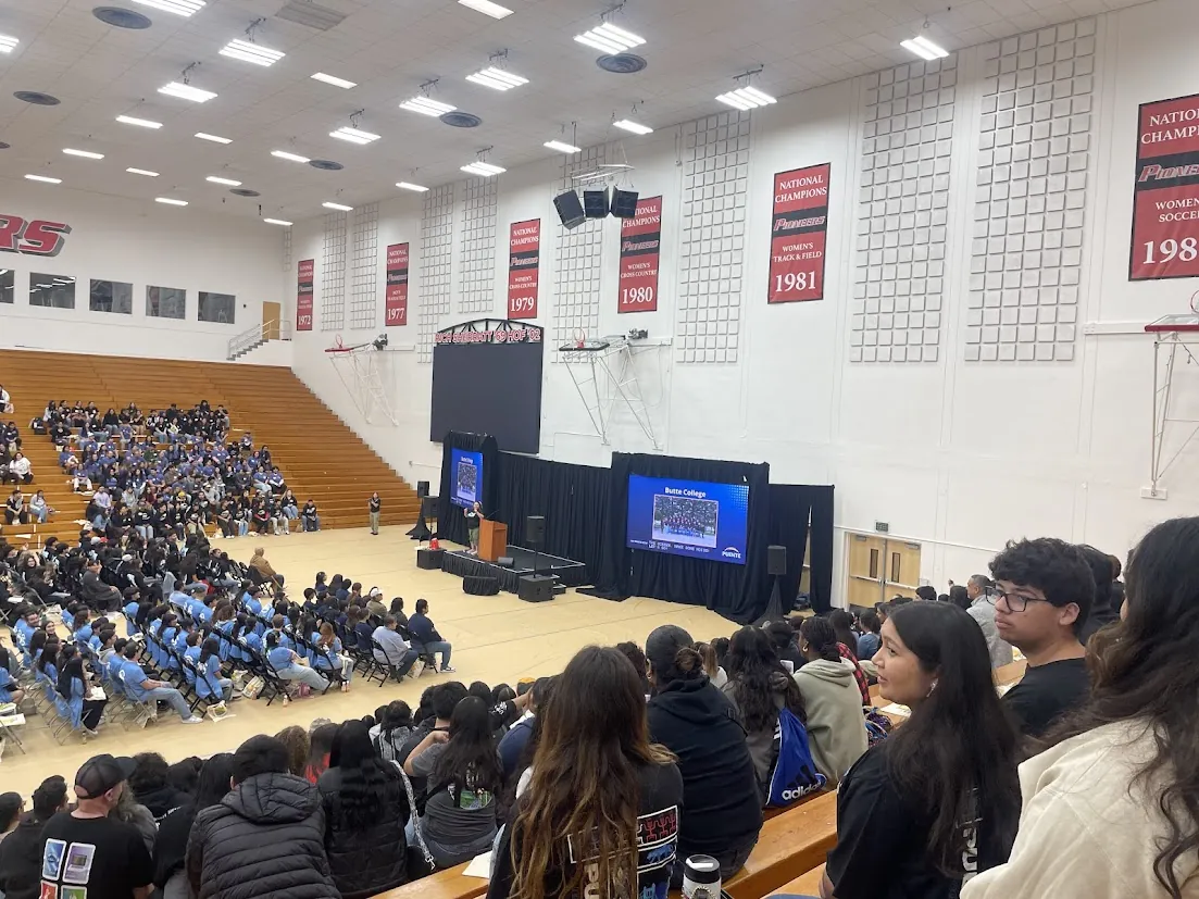 Butte College Puente Students visit CSU East Bay Campus